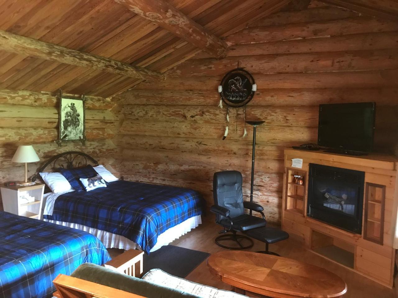 Wells Gray Guest Ranch Hotel Clearwater Exterior photo